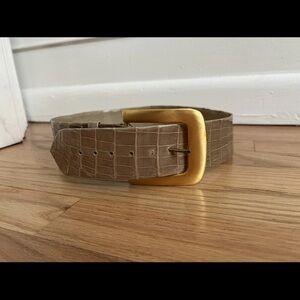 Beige sage Tan real Crocodile alligator Belt Gold Buckle leather vintage estate